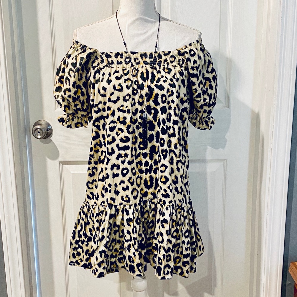 PRIORITIES Leopard Off Shoulder Top NWT